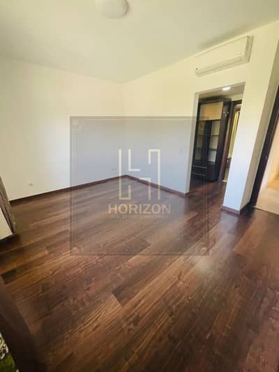 بأفضل فيو شقة نص مفروش  بالاجهزه 2نوم ايجار كمبوند ميفيدا اعمار التجمع القاهرة الجديدة Apartment rent Mivida Emaar