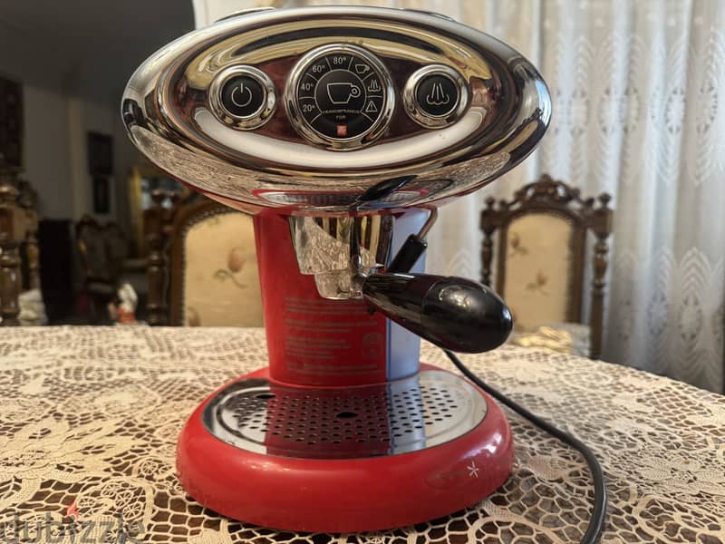 Illy espresso x7 capsule machine-Red 2