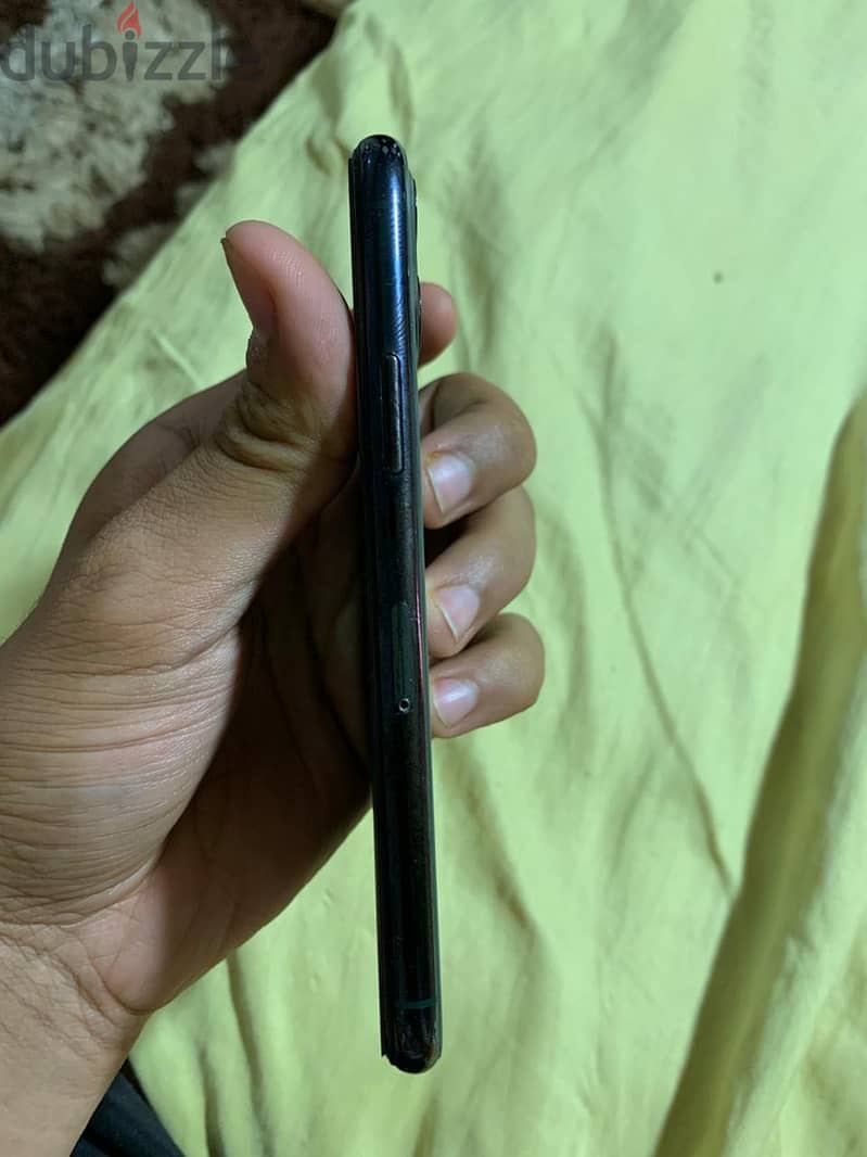Apple - iPhone 11 Pro 4