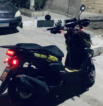 اسكوتر كسر زيرو للبيع