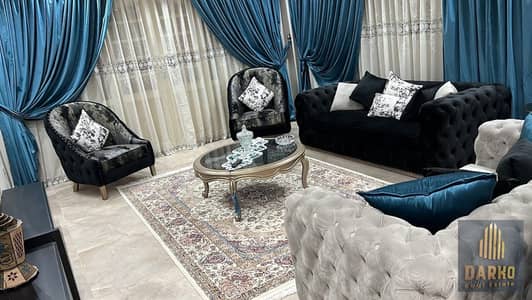 Apartment for sale, 330 sq m, ultra-super-luxurious, West Somid, directly next to the bank complex, close to Misr University and Mall of Arabia, 4 roo