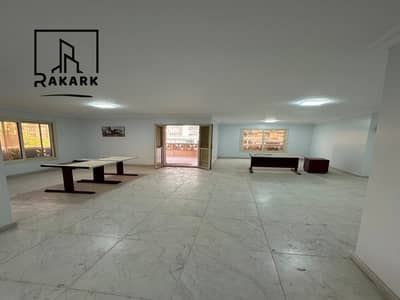 مقر إداري 450م للإيجار في مصر الجديدة الدور الثاني بشارع السبع عمارات