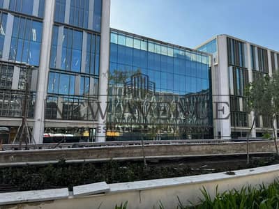 Elite 210sqm Corporate Operations Office for Sale in Cairo Design District - One Ninety LMD New Cairo - 7-Year Payment Plan