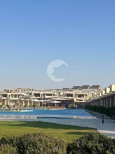استلام قريب تاون هاوس باطلاله مميزه على البحر للبيع باقساط تصل الى 4 سنين فى دايركشن وايت