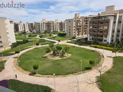 اكبر وايد جاردن للايجار فررررصه