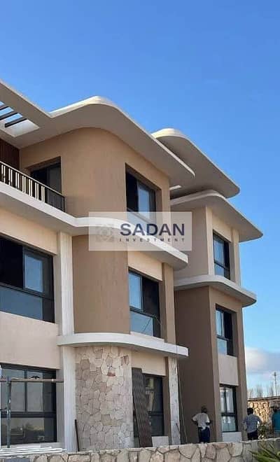 شاليه بخصم 40% جاهز للمعاينة في كون الساحل الشمالي راس الحكمة بجوار سيزر سوديك و ماونتن فيو دايركت علي البحر متاح تقسيط الكاش علي عدد سنين