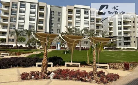 لسرعه البيع  شقة  ريسيل فوري Hyde Park New Cairo  التجمع الخامس-متشطب بالكامل-open view landscape-بتقسيمه مميزة-جاهزة للمعاينه و الاستلام