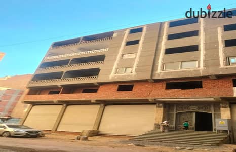 محل تجاري بشارع رئيسي مساحة 52 متر