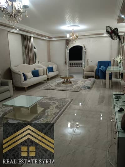 Apartment for rent 250 m three rooms two bathrooms ultra super lux finishes there are two air conditioners in the bedroom and children's room