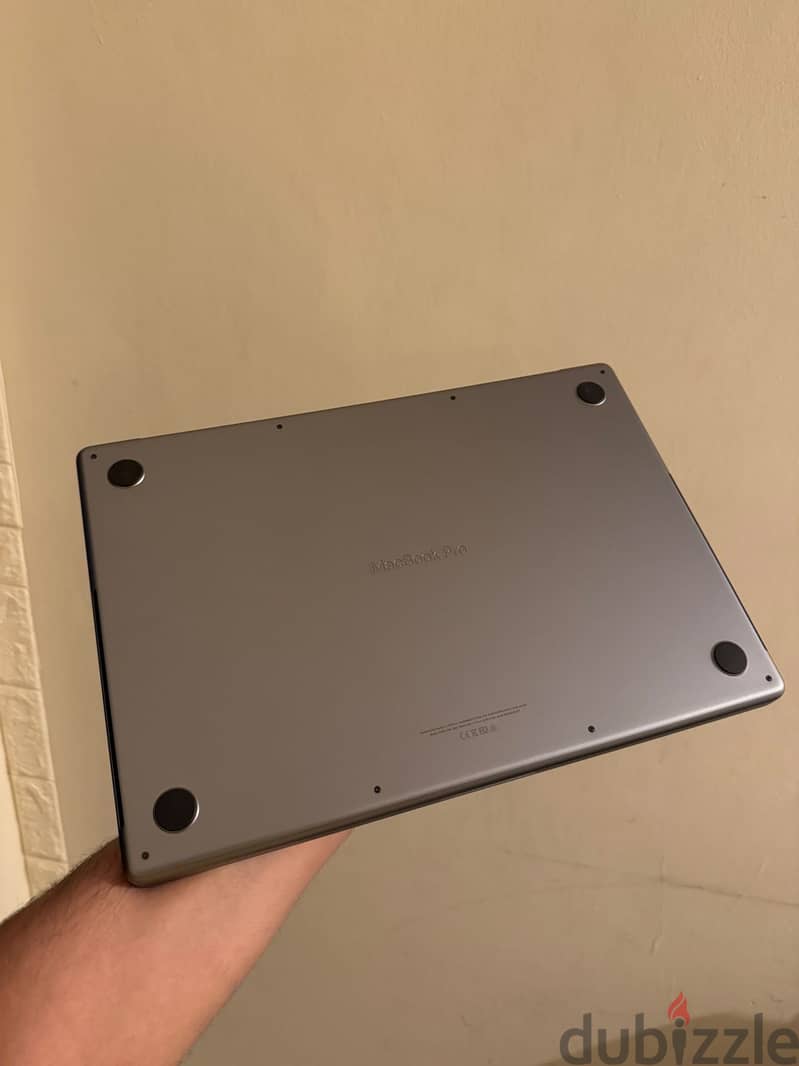 MacBook pro m1 max 2