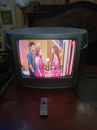 تليفزيون باناسونيك 20 بوصة بالريموت الاصلى بتقفيل المصنع