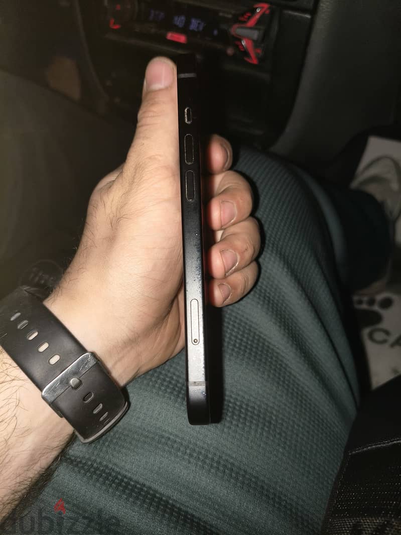 Apple - iPhone 15 4