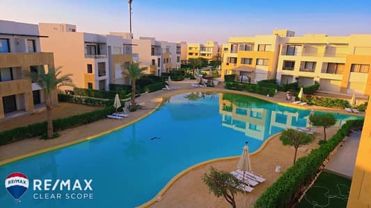 شاليه بفيو ع حمام السباحة مفروش بالكامل للايجار في ازها السخنة Azha Sokhna