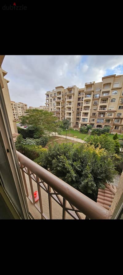 Apartment for rent 135 sqm in B3, very prime location next to the Thawth Park