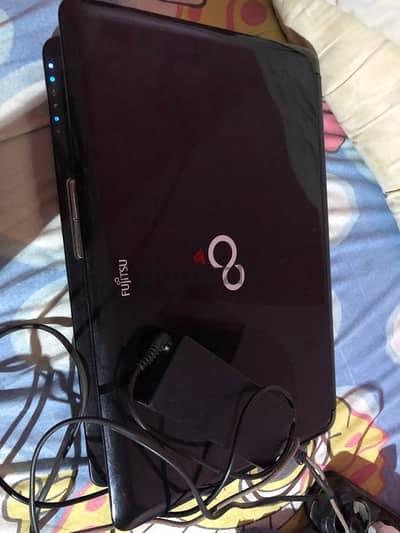لابتوب Fujitsu Lifebook AH530 للبيع