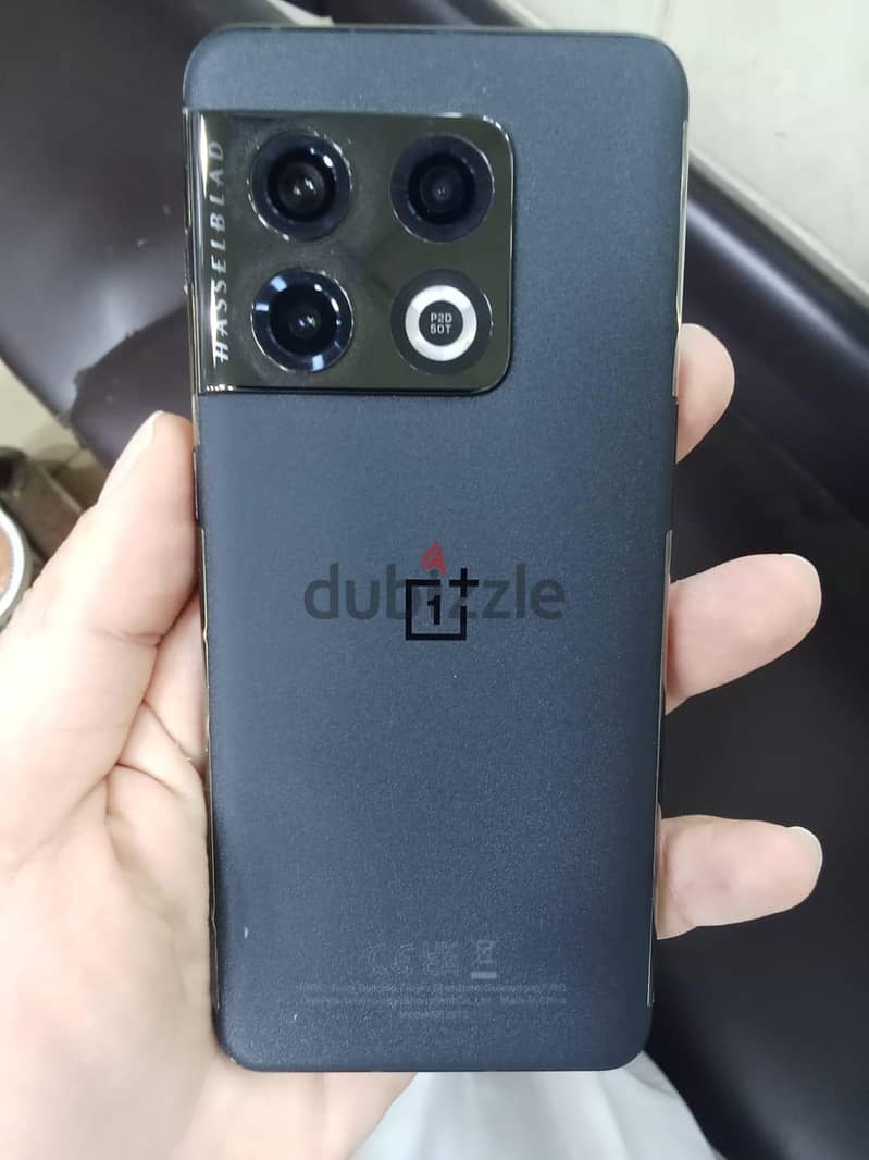 One Plus 10 Pro 1