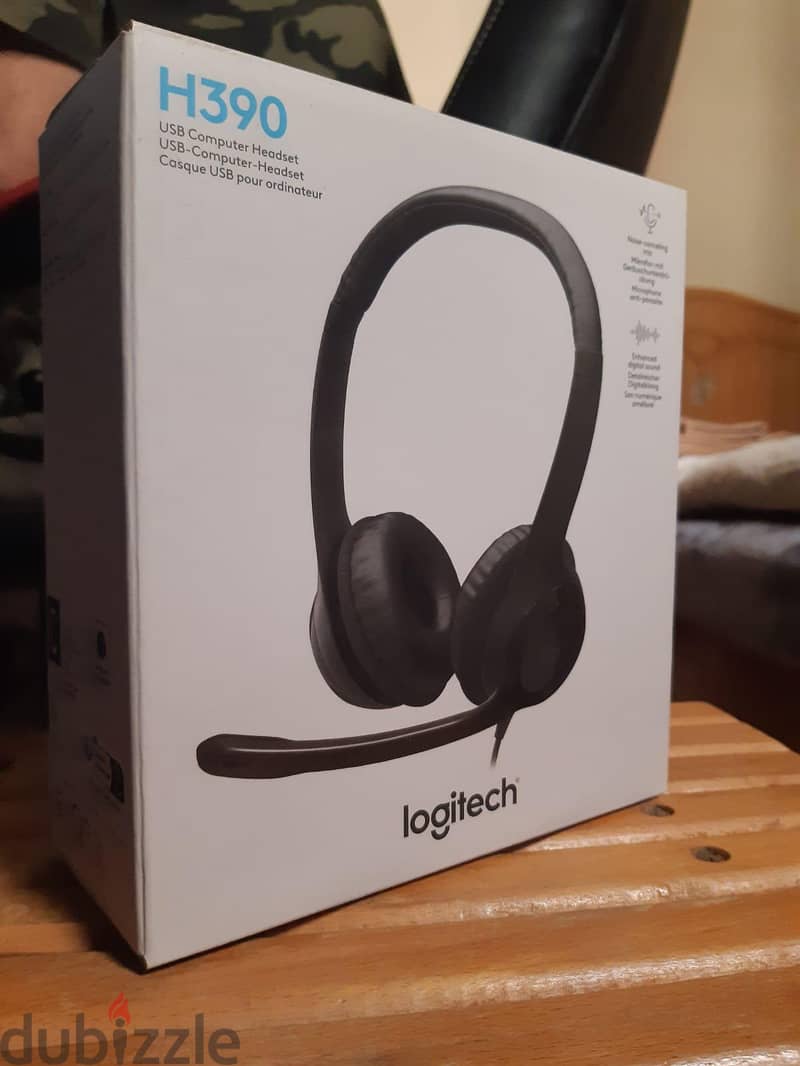 Logitech H390 Headset 1