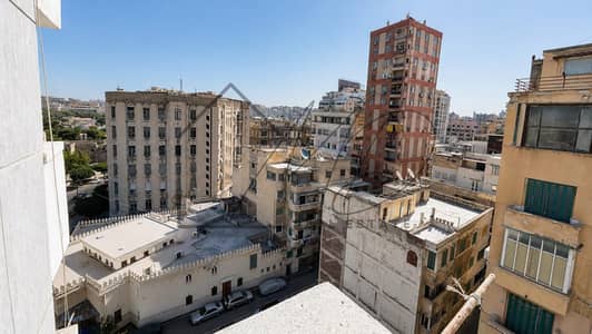 شقة للإيجار السكني في السلطان حسين 120م