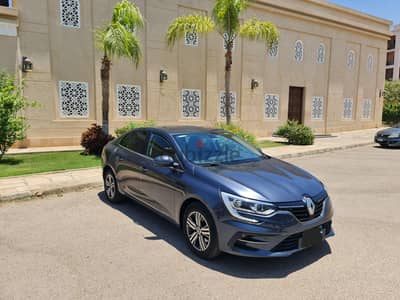 Renault Megane 2022 رينو ميجان ٢٠٢٢ رابع فئة ١٣٠٠ تربو فبريكة بالكامل