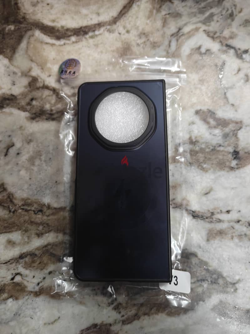 Honor Magic V3 9