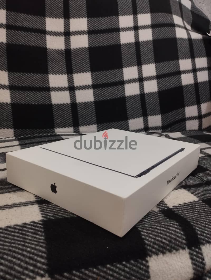 Macbook M2 air 6