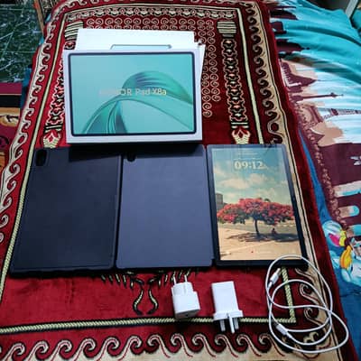 هونر pad x8a. معاه 2 جراب وعليه اسكرينة للحماية