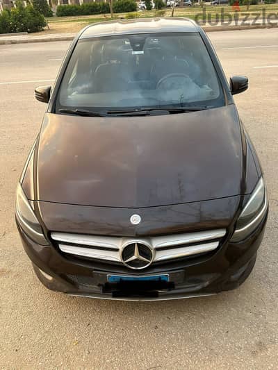 Mercedes-Benz B180 2015 Facelift