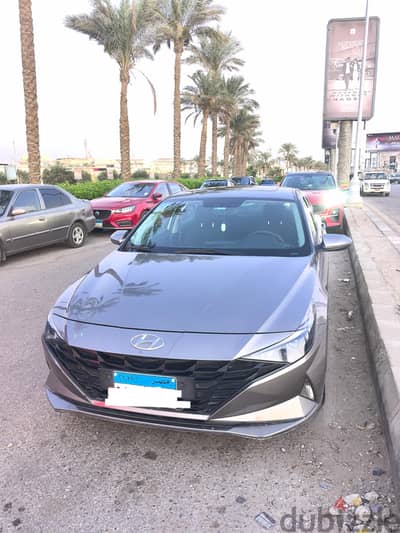Hyundai Elantra 2021