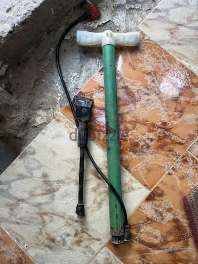 ‏منفاخ ودبوس. عجله
