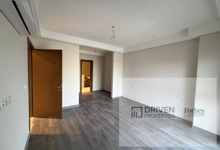 Prime Location Fully Finished Apartment with ACs Kitchen Cabinets for Sale in ZED West Sheikh Zayed Zed Towers