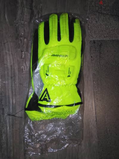 safety gloves