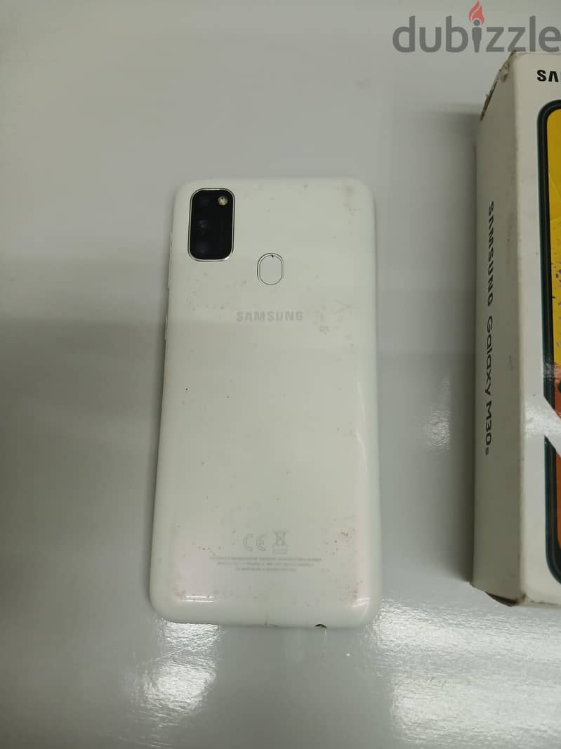 Samsung M30 1