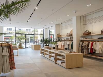 مقدم 949 الف فقط محل في اكتوبر دور ارضي للبيع 49م بأرخص قسط شهري Ninth Hub Mall