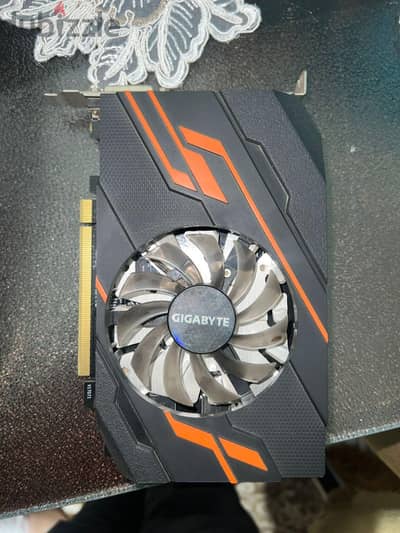 كارتين شاشه Gtx 750 ti 2g كارت نفيديا ٢جيجا فعلي و gt 1030 2g ddr5