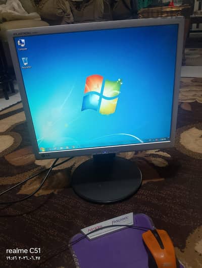 شاشة كمبيوتر LG حاله ممتازة