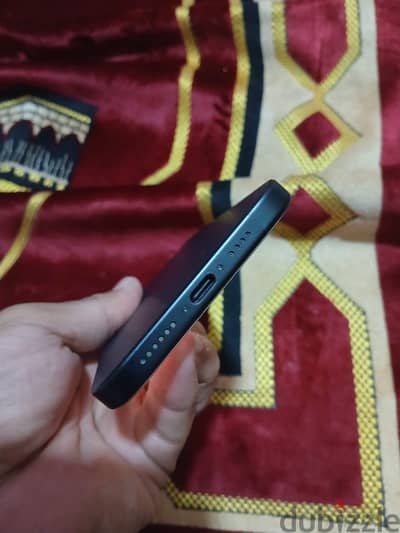 آبل - آيفون 15 بلس