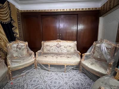صالون زيرو للبيع بسعر لُقطة