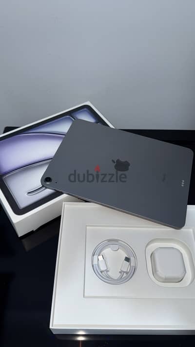 ايباد اير M2
