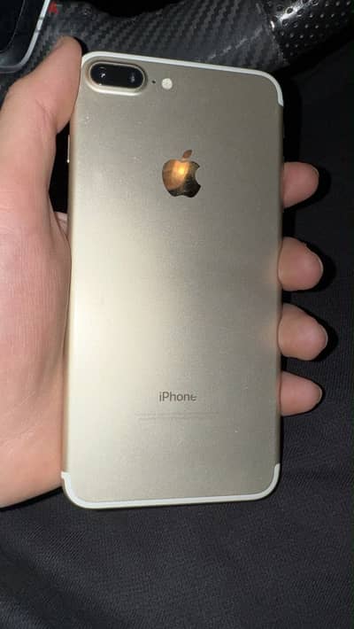 Apple - iPhone 7 Plus (like new)