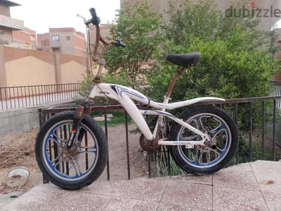 دراجة BMX bike  نيجر مستعمله بحاله جيده جدا