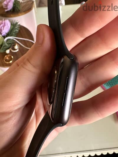 Apple watch series 5  44 MM