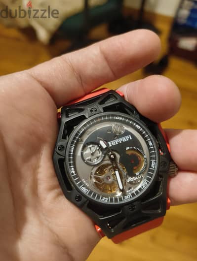ساعة Hublot فيراري ليمتيد ايديشن ٧٠ قطعة كاربون