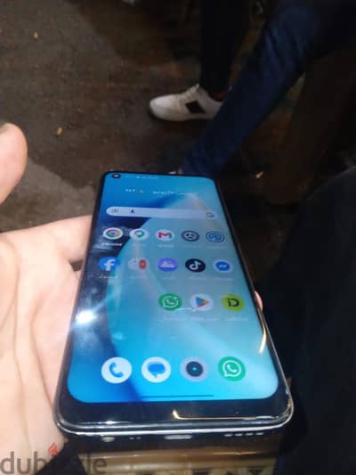 ريلمى 8