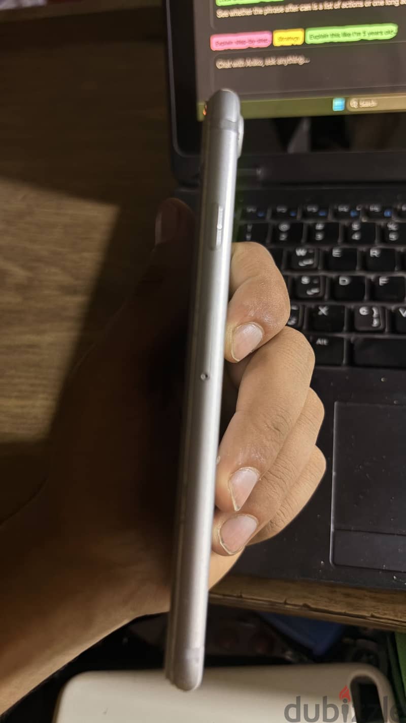 Apple - iPhone 7 3