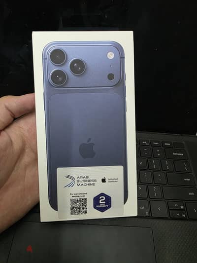 New iphone 17 pro max blue
