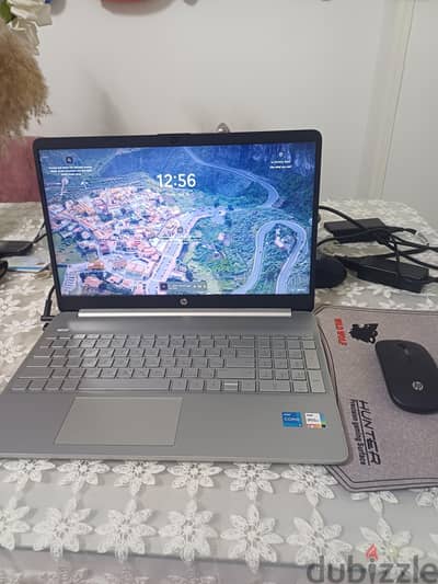 أداء صاروخي فرصة ذهبية لقطة لسرعة البيع لاب HP 15s حالة زيرو رامات 32
