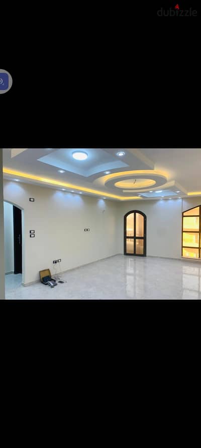 200-square-meter apartment for rent in Al-Banafseg Buildings, First Settlement, New Cairo.
