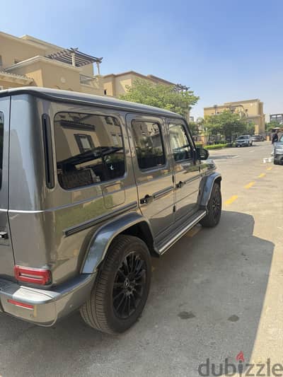 Mercedes-Benz G500 2023