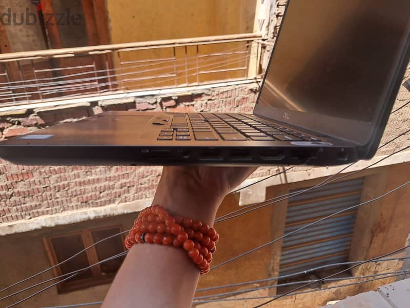 Dell5400 core i7 9