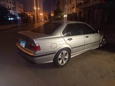 بي ام دبليو 316 1998